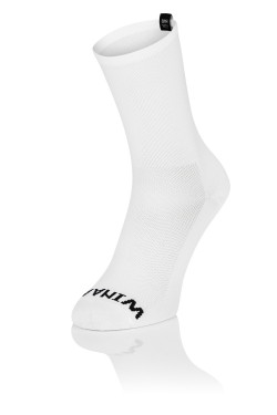 Winaar Full White - Wit - Zwart label